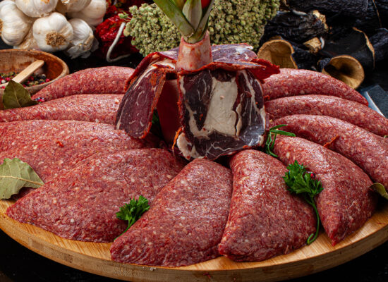 Kaşarlı Pastırmalı Köfte